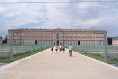 Voorgevel Koninklijk paleis van Caserta La Regina